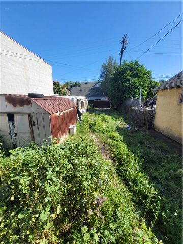 4010 Wall, Los Angeles, CA 90011