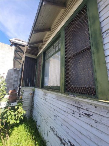 4010 Wall, Los Angeles, CA 90011