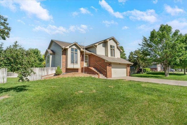 2014 N Grace Avenue Ct, Andover, KS 67002