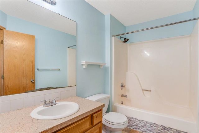 2014 N Grace Avenue Ct, Andover, KS 67002