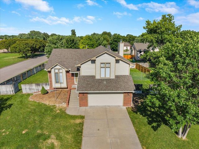 2014 N Grace Avenue Ct, Andover, KS 67002