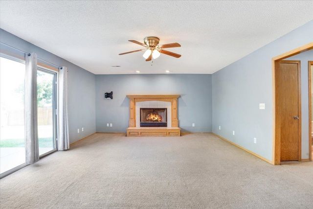 2014 N Grace Avenue Ct, Andover, KS 67002