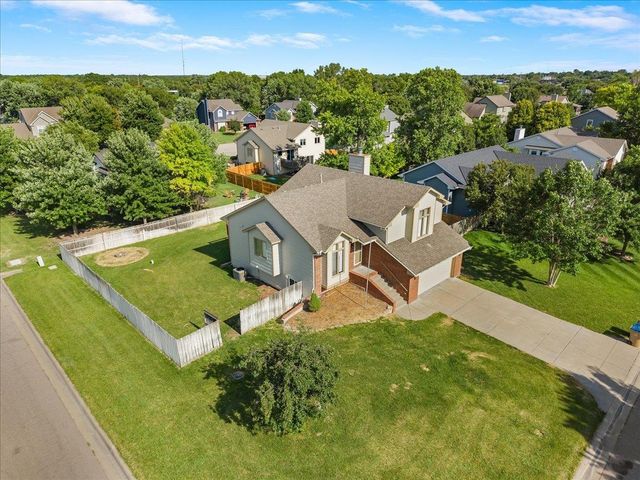 2014 N Grace Avenue Ct, Andover, KS 67002