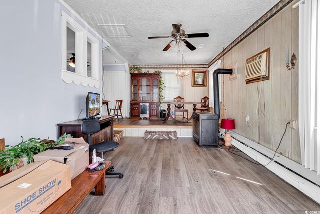 1104 Ragin St., Myrtle Beach, SC 29577