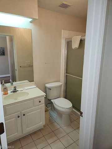 716 Wynbrook Square Lane, Winston-salem, NC 27103