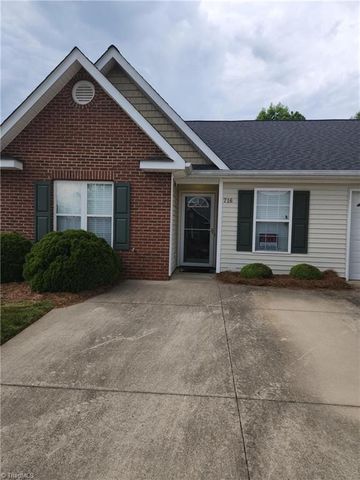716 Wynbrook Square Lane, Winston-salem, NC 27103
