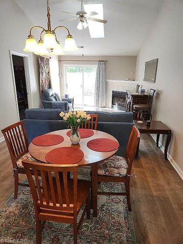 716 Wynbrook Square Lane, Winston-salem, NC 27103