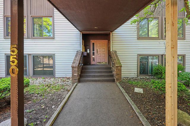 550 Cliffs Drive 301 C, Ypsilanti Twp, MI 48198