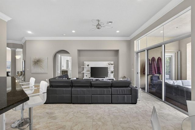 142 Viera Drive, Palm Beach Gardens, FL 33418