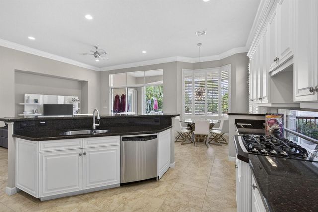 142 Viera Drive, Palm Beach Gardens, FL 33418