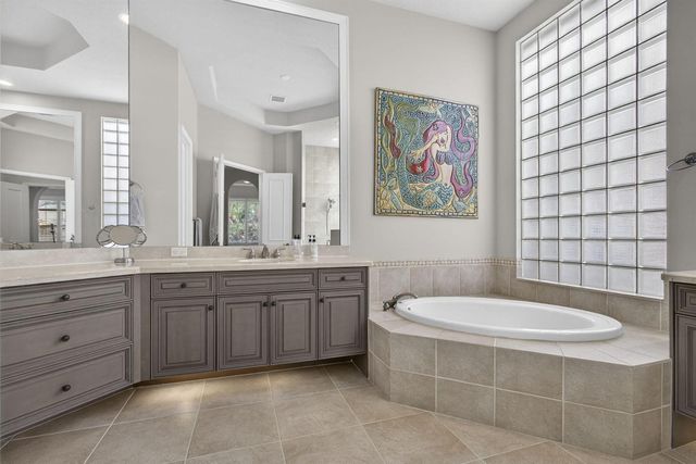 142 Viera Drive, Palm Beach Gardens, FL 33418