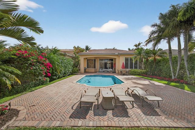 142 Viera Drive, Palm Beach Gardens, FL 33418