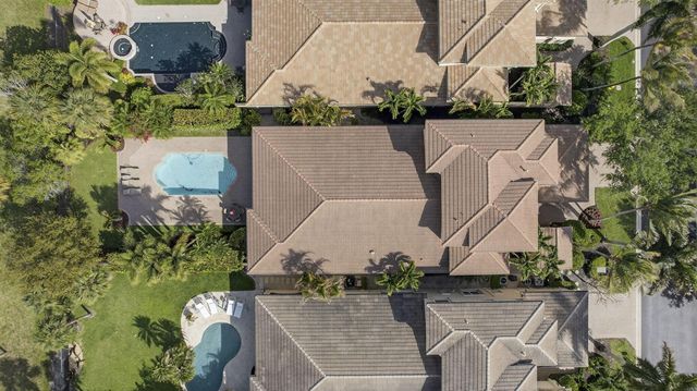 142 Viera Drive, Palm Beach Gardens, FL 33418