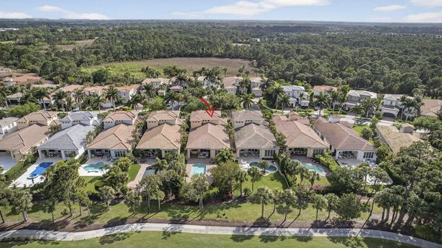 142 Viera Drive, Palm Beach Gardens, FL 33418