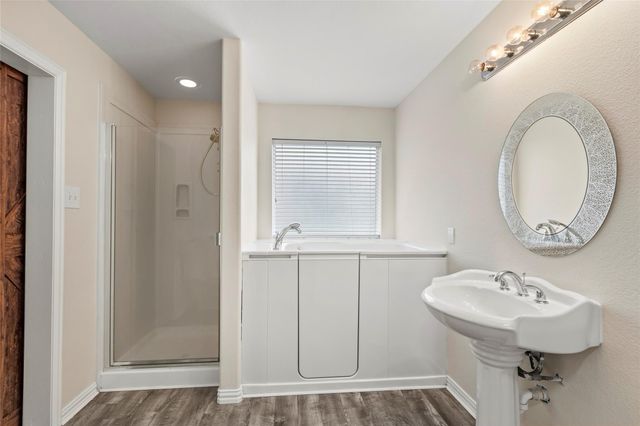 1846 Sherwood Forest Circle, League City, TX 77573