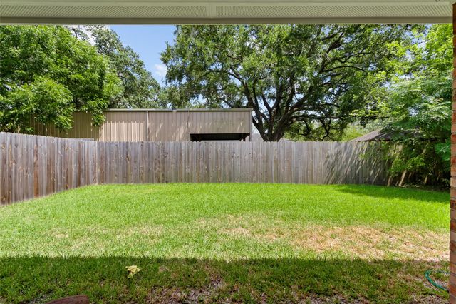 1846 Sherwood Forest Circle, League City, TX 77573