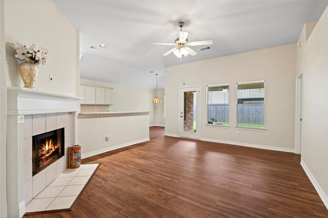 1846 Sherwood Forest Circle, League City, TX 77573