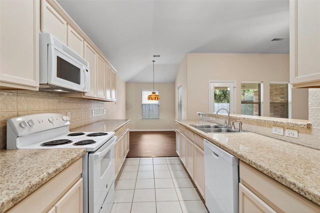 1846 Sherwood Forest Circle, League City, TX 77573