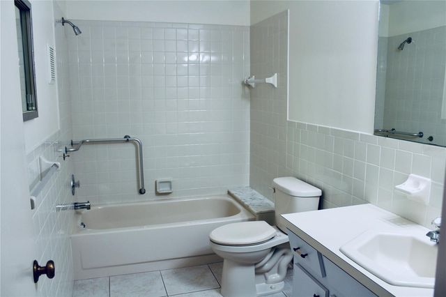 2170 AMERICUS BOULEVARD S 4, Clearwater, FL 33763