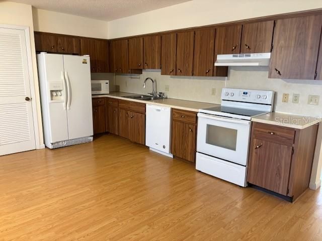 2170 AMERICUS BOULEVARD S 4, Clearwater, FL 33763