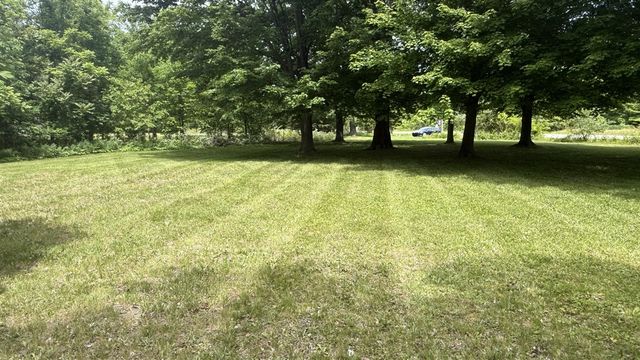 4028 N M 63, Benton Harbor, MI 49022