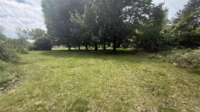 4028 N M 63, Benton Harbor, MI 49022