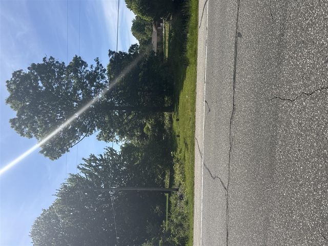 4028 N M 63, Benton Harbor, MI 49022