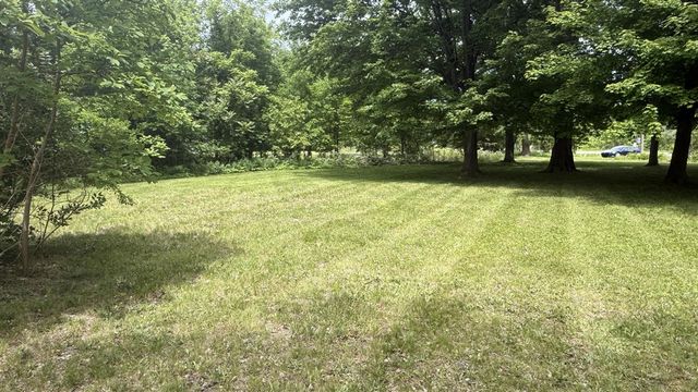 4028 N M 63, Benton Harbor, MI 49022