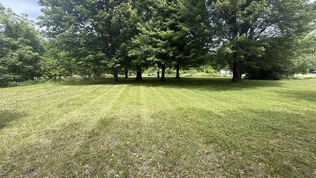 4028 N M 63, Benton Harbor, MI 49022