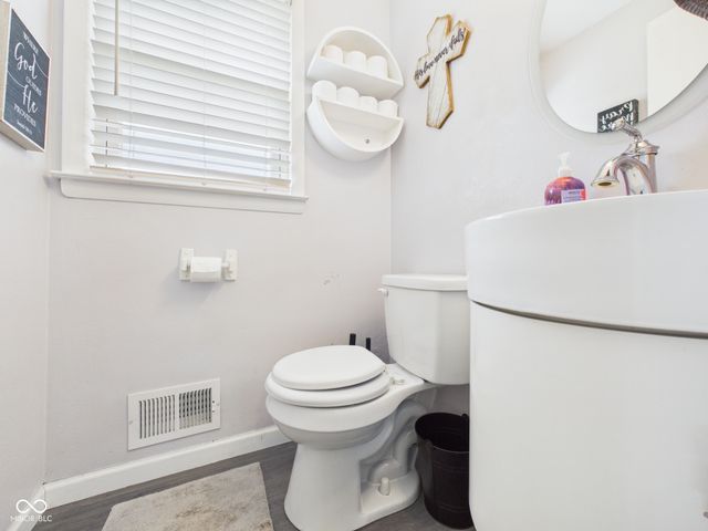 1710 Bittersweet Drive, Anderson, IN 46011