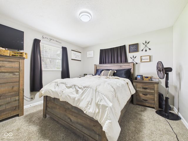 1710 Bittersweet Drive, Anderson, IN 46011