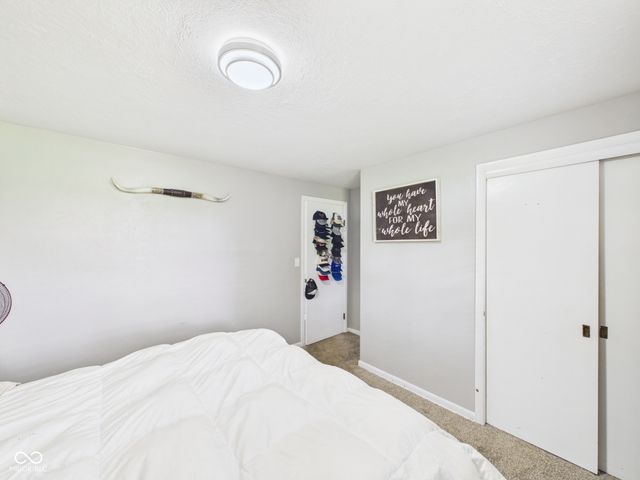 1710 Bittersweet Drive, Anderson, IN 46011