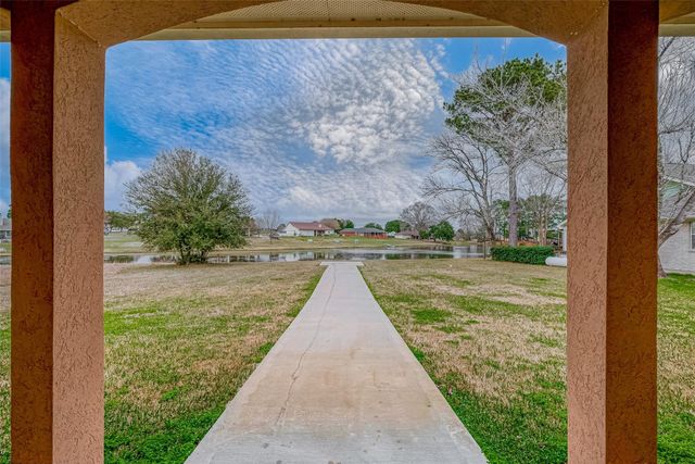 11 Bluebonnet, Trinity, TX 75862