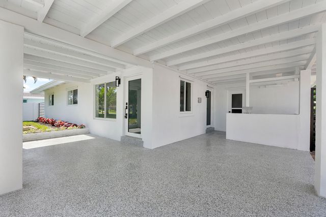 2160 NE 53rd Street, Fort Lauderdale, FL 33308