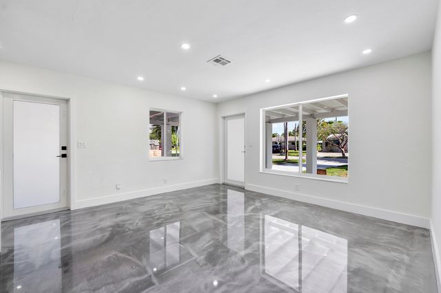 2160 NE 53rd Street, Fort Lauderdale, FL 33308