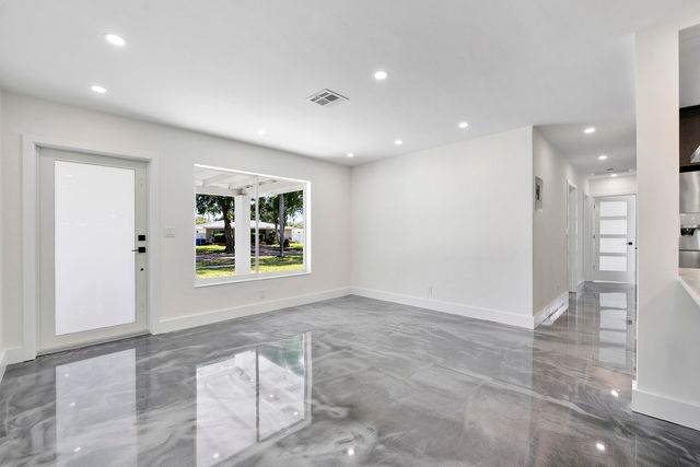 2160 NE 53rd Street, Fort Lauderdale, FL 33308