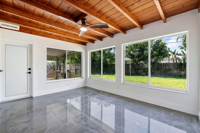 2160 NE 53rd Street, Fort Lauderdale, FL 33308