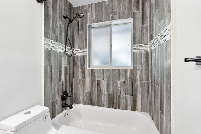 2160 NE 53rd Street, Fort Lauderdale, FL 33308
