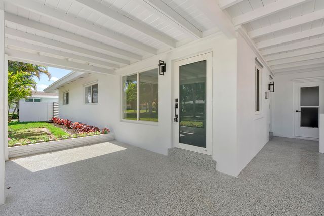 2160 NE 53rd Street, Fort Lauderdale, FL 33308