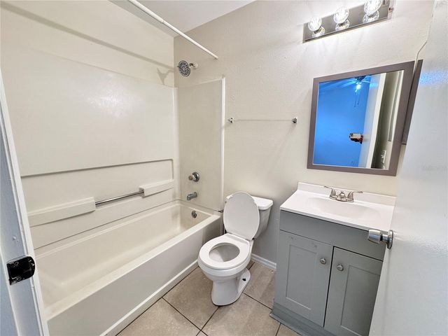 3651 N GOLDENROD ROAD B207, Winter Park, FL 32792