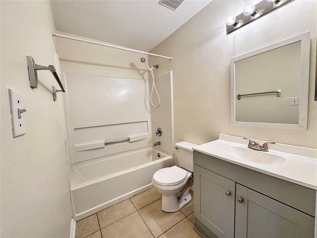 3651 N GOLDENROD ROAD B207, Winter Park, FL 32792
