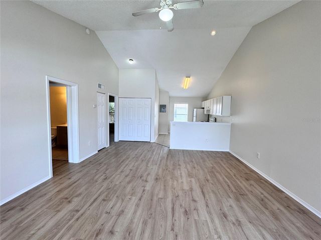 3651 N GOLDENROD ROAD B207, Winter Park, FL 32792