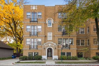 845 Pleasant Street 3E, Oak Park, IL 60302