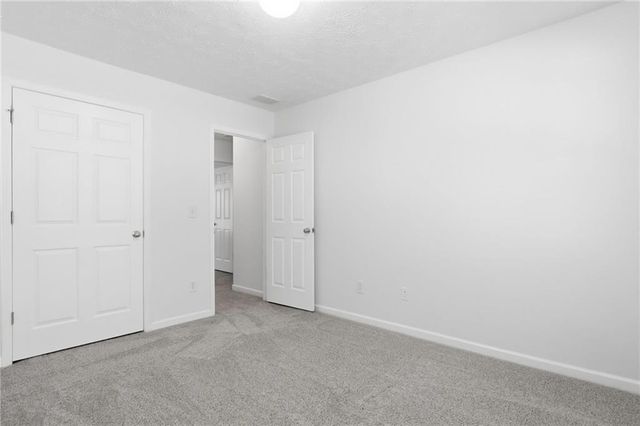 5492 Skylar Creek Lane, Buford, GA 30518