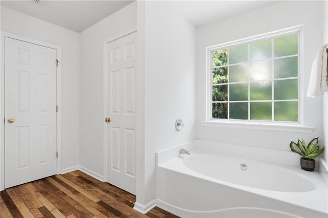 5492 Skylar Creek Lane, Buford, GA 30518