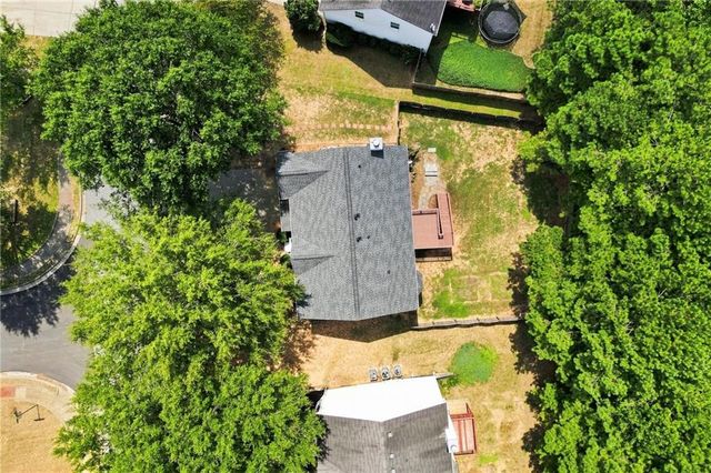 5492 Skylar Creek Lane, Buford, GA 30518
