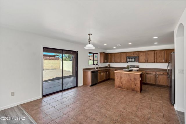 4830 S Vallecano Drive, Tucson, AZ 85746