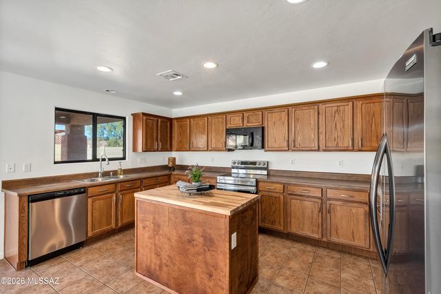 4830 S Vallecano Drive, Tucson, AZ 85746