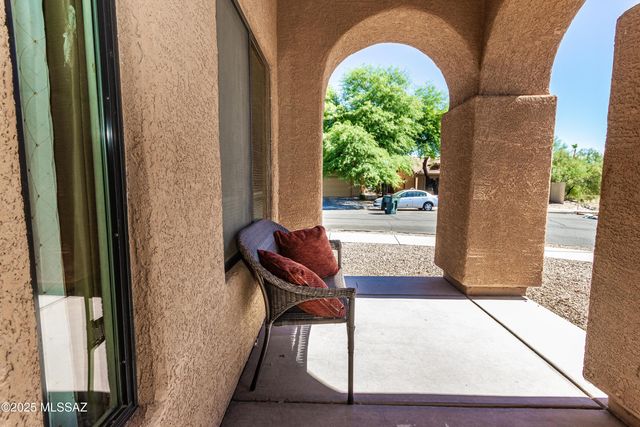 4830 S Vallecano Drive, Tucson, AZ 85746