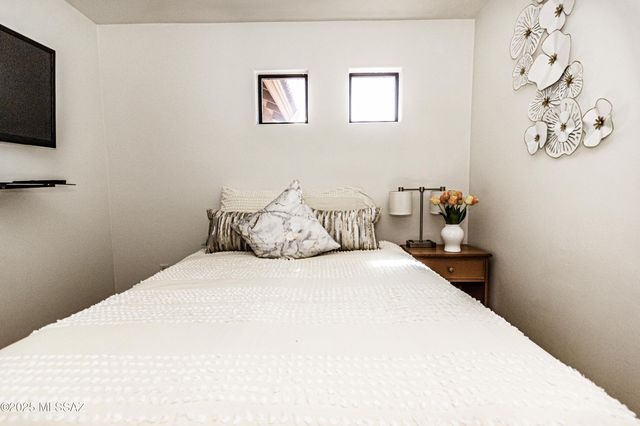 4830 S Vallecano Drive, Tucson, AZ 85746